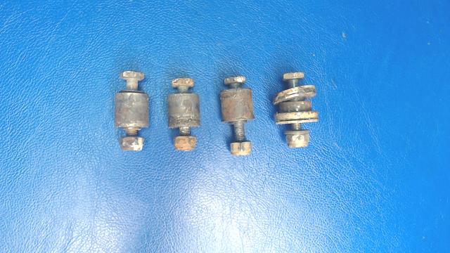 NPN Cessna - ROLLER ASSEMBLY- FLAP ATTACHMENT (SET)