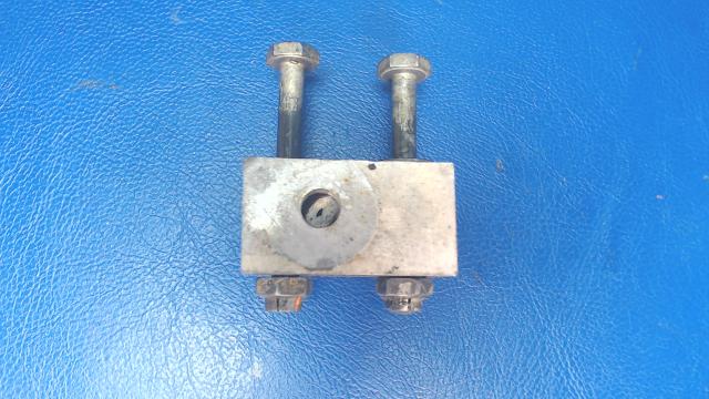 590002-000 Mooney - BLOCK - LOWER ENGINE MOUNT
