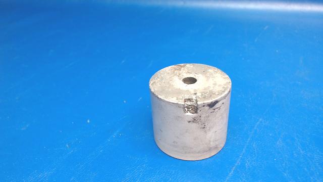 0442143-1 Cessna - Ferrule - Nose Gear Axle