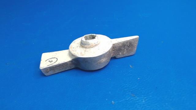 1460203-5 Cessna - KNOB-FUEL SELECTOR