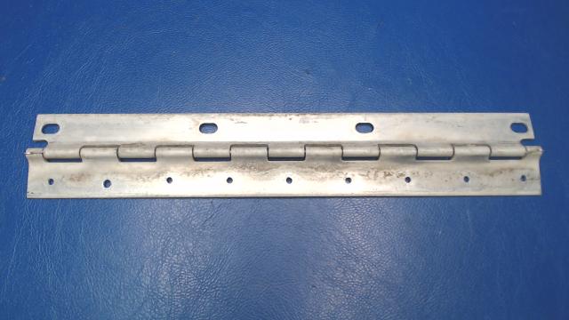 0523807 Cessna - Hinge - Aileron