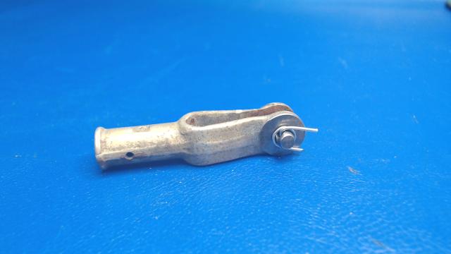 MS27975-4 Cessna - CLEVIS