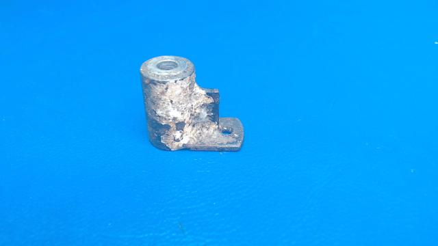 67202-00 Piper - Swivel-Side Brace Spring Attachment