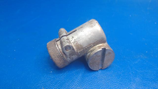 451 910 Piper - ADAPTER - Tach Angle Drive Adapter