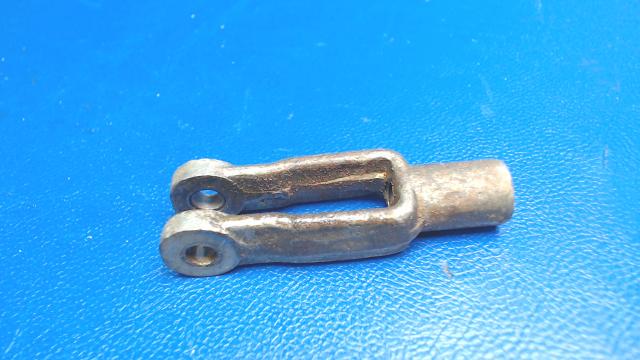 554 687 Piper - Clevis-Rod End (MS35812-2)