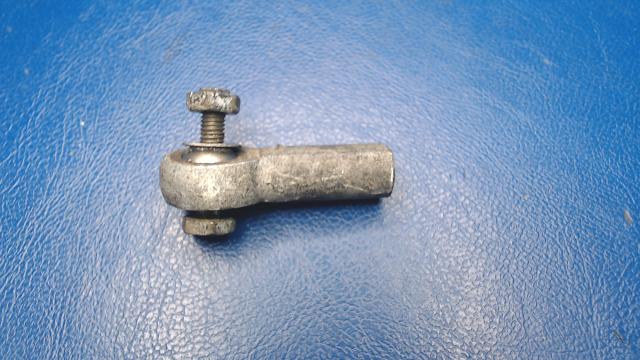 452 335 Piper - Bearing-Rod End (F34-14)