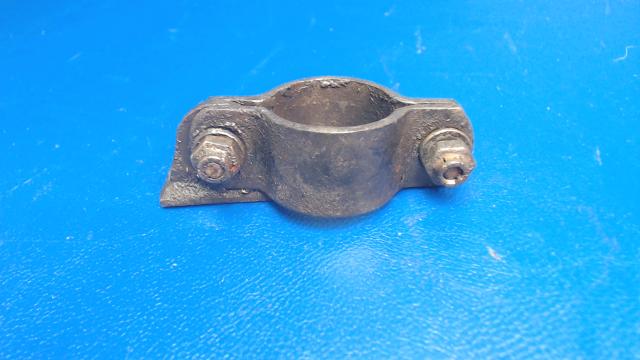 37656-00 Piper - Bracket-Cowl Support