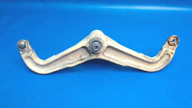 169-524020-1 Beechcraft - ARM AILERON CONTROL