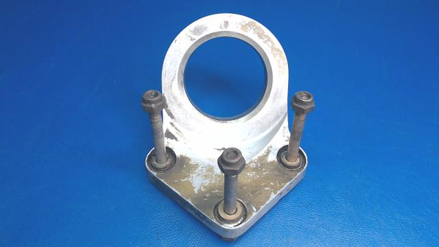 37107-00 Piper - Bracket-Engine Mount