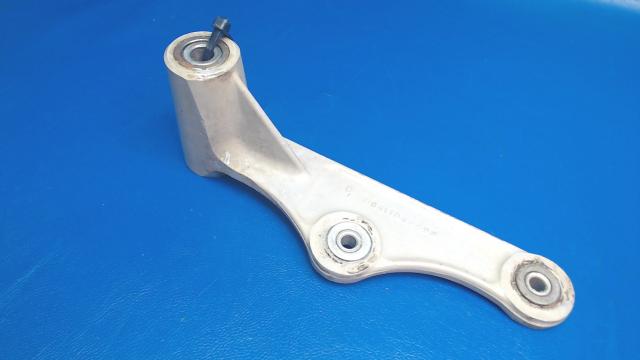 0841104-3 Cessna - BELLCRANK ASSY LH EQU 0841104-7