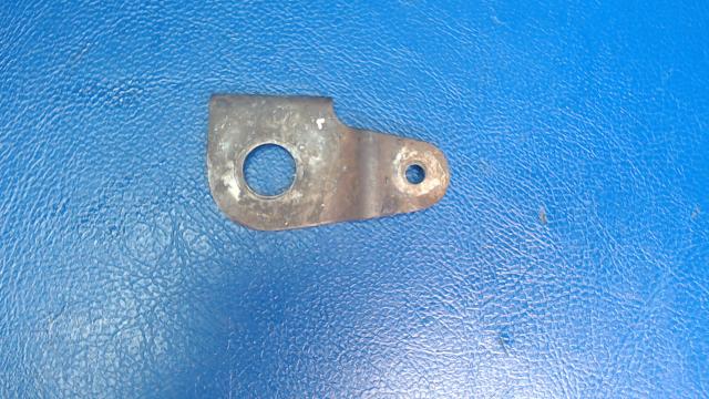 21206-00 Piper - BRACKET - Wire support LH