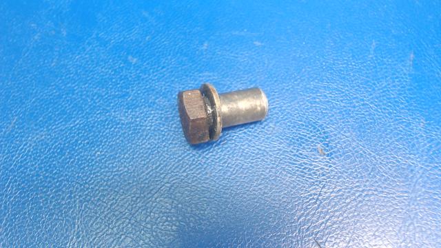 20828-00 Piper - Stud - Main Gear