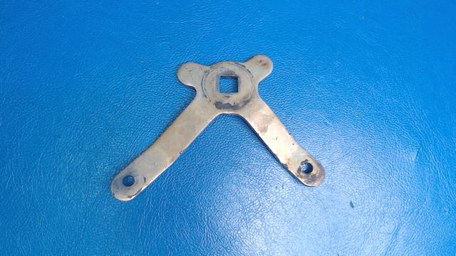 0814163-3 Cessna - BELLCRANK