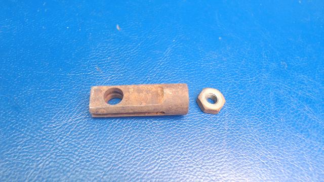 0861105-1 Cessna - CLEVIS