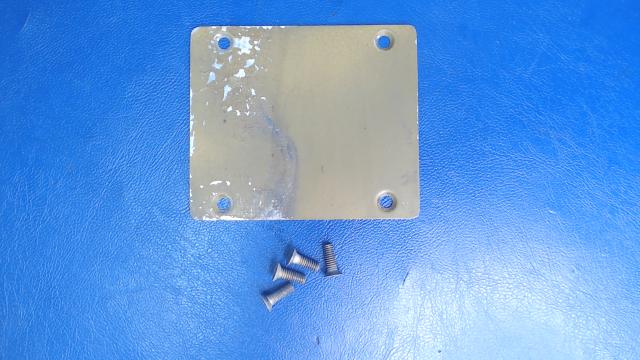 0814209-1 Cessna - ACCESS PLATE-DOOR LATCH