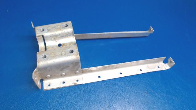 0822350-134 Cessna - BRACKET- LEFT WING TAB ACTUATOR