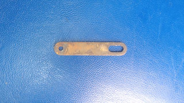 35-400041 Beechcraft - LINK DOOR OUTSIDE HANDLE