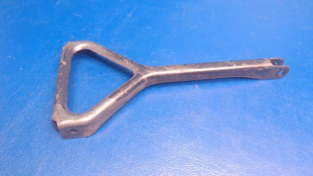 0411564 Cessna - Link - Outboard Rudder Pedal Dual Controls