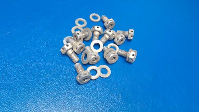 AN509-1032R9 Beechcraft - SCREW- FUEL CAP ADAPTER (QTY 12)