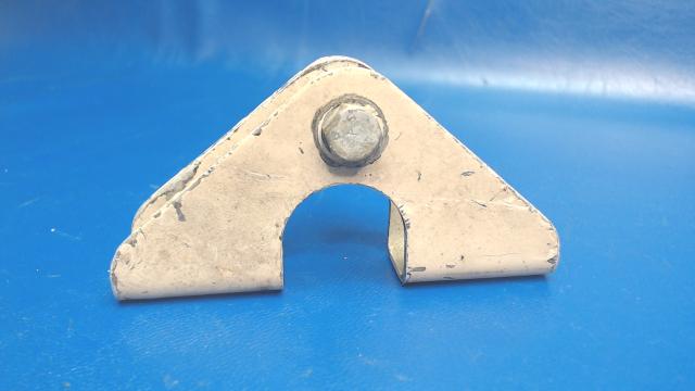 0812371-1 Cessna - BRACKET - SAFETY BELT