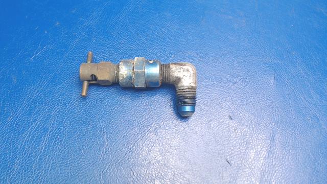 CCA4850 Beechcraft - VALVE- FUEL DRAIN W/COUPLING