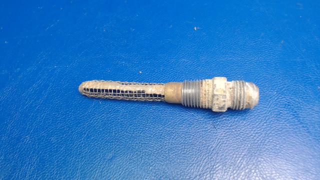 0422130 Cessna - STRAINER -FUEL TANK (FINGER)