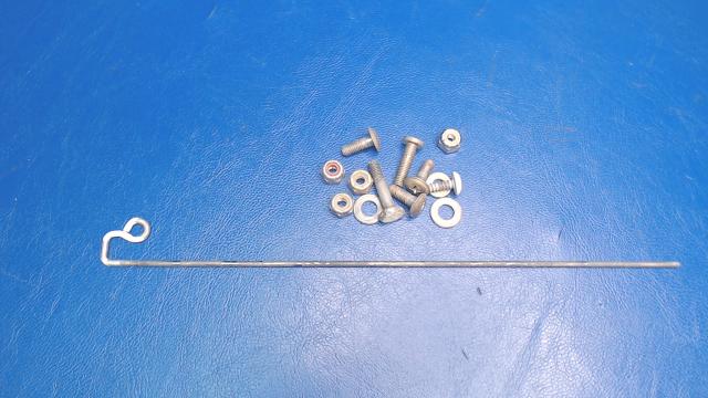NPN Cessna - Aileron-Hinge Pins (Qty 1)