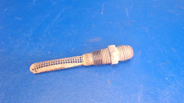 0422130 Cessna - STRAINER -FUEL TANK (FINGER)