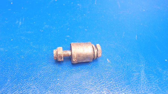 0523921 Cessna - ROLLER ASSEMBLY-FLAP ATTACHMENT (QTY 1)