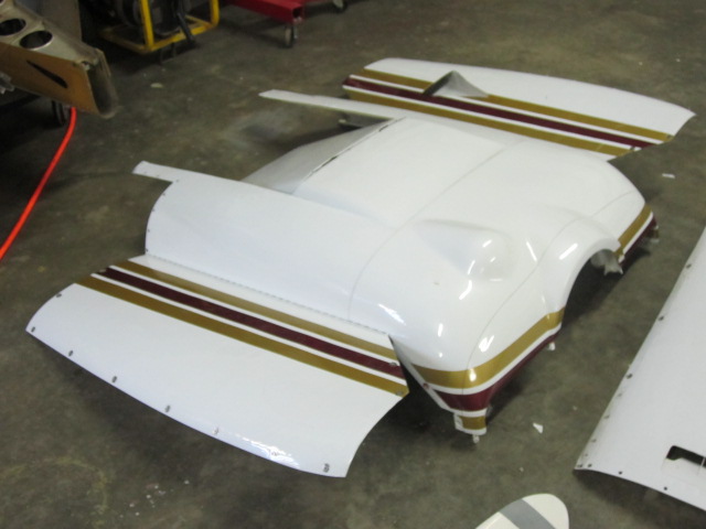 60-910021-629 Beechcraft - Lower engine cowl assembly ( Condition 9++ )