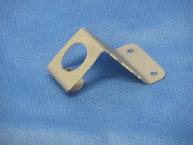 2041046-2 Cessna - BRACKET Downloack Actuator RH