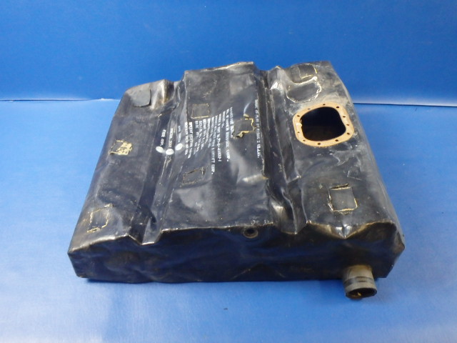 454 373 Goodyear Aerospace Corp. - TANK - Fuel center (2F1-6-41832-1) CORE