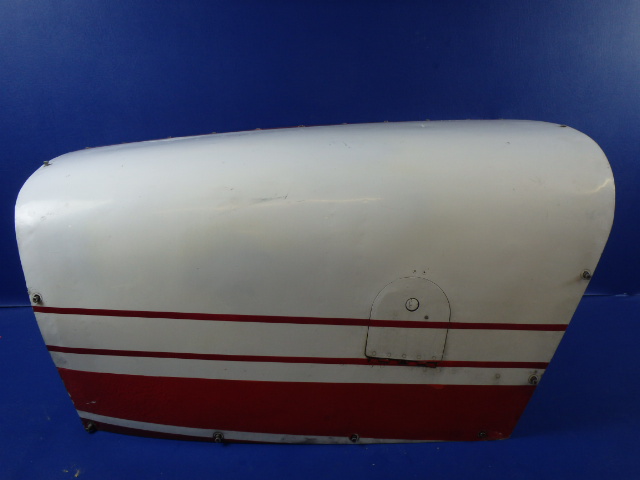 1252400-25 Cessna - COWL HALF-LH (slight damage see photos)