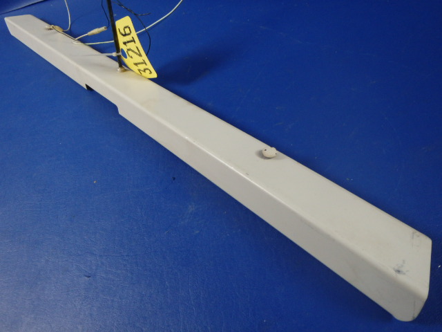 0414018-4 Cessna - RETAINER-HEADLINER