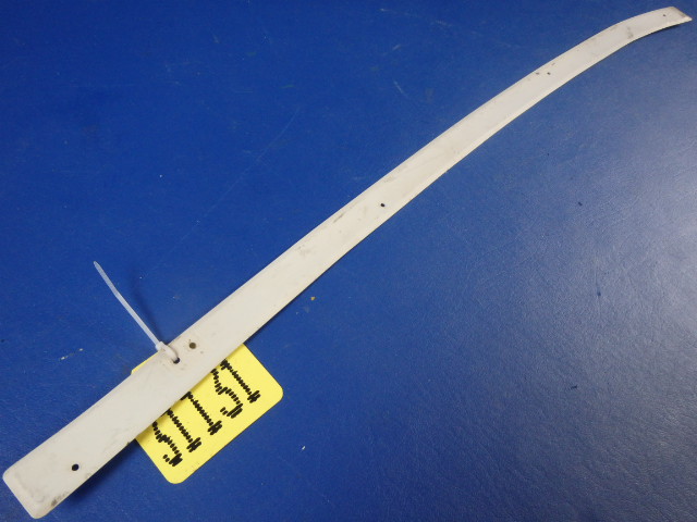 0414019-2 Cessna - RETAINER - DOORPOST SHIELD RH