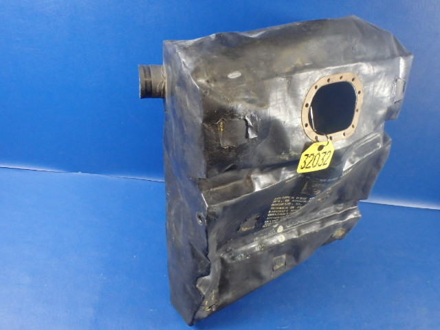 454 373 Goodyear Aerospace Corp. - TANK - Fuel center (2F1-6-41832-1) CORE