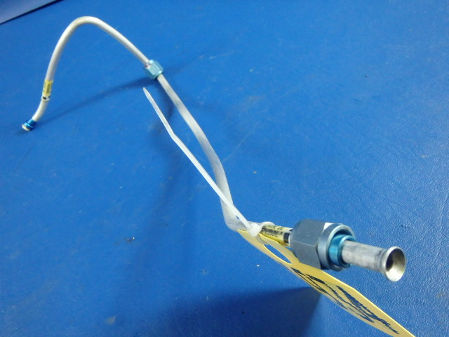 37343-11 Piper - TUBE OIL PRESSURE NACELLE RIGHT