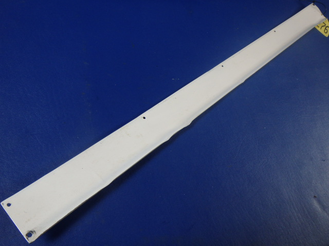 3-455 Champion 7ECA Citabria - RH COVER GAP - LOWER CENTER (small crack see photos)