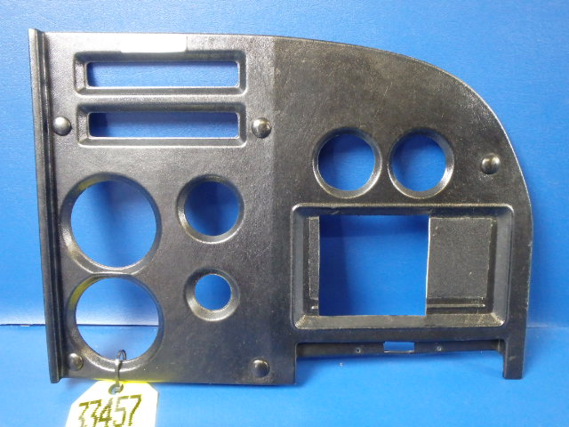 0713866-1 Cessna - COVER-ENGINE INSTRUMENT