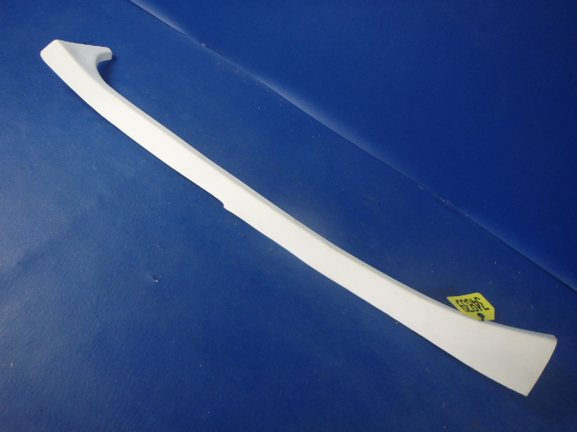0500210-81 Cessna - SHIELD-LH (small crack see details)