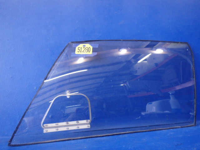 69713-04 Piper - WINDOW assy - Front left tinted