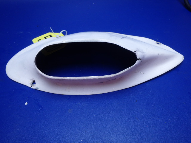 0723612-4 Cessna - FAIRING- LOWER RH (Has Few Cracks. See Photos)(Plastic)