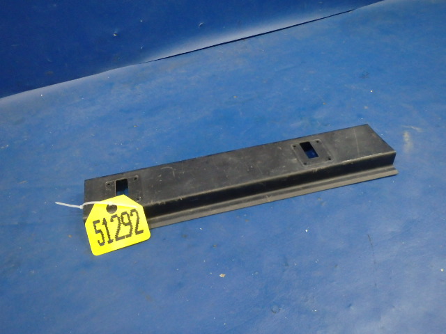 79583-02 Piper - HAT - Seat support left