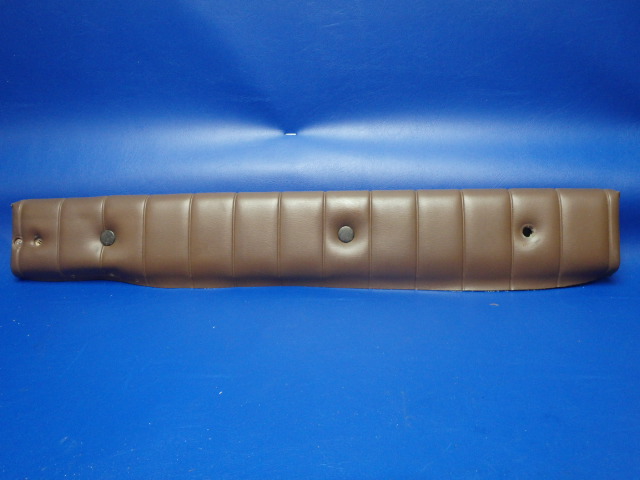 96835-00 Piper - CHANNEL - SHIN GUARD RIGHT