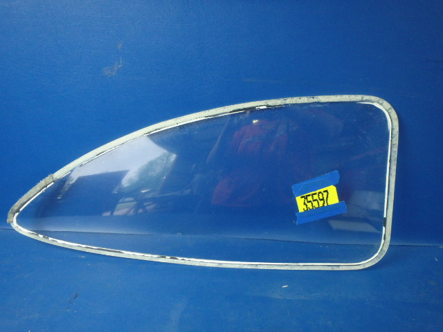0512030-14 Cessna - WINDOW-SIDE RH
