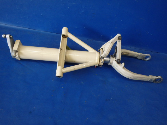 95713-04 Piper - GEAR ASSEMBLY - Nose (less tire wheel axle) See Details