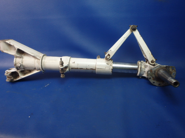 5094102-10 Cessna - STRUT RH-MAIN LANDING GEAR