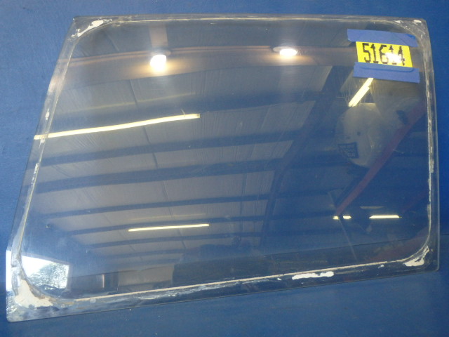 69704-03 Piper - WINDOW - Middle left clear (125 thick)