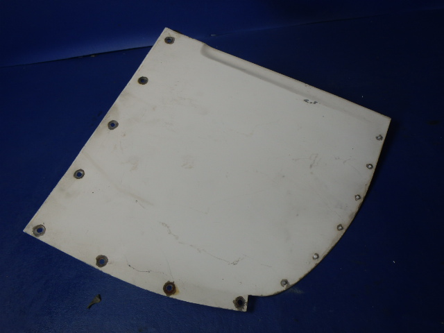 0412032-2 Cessna - FAIRING-WING TO FUSELAGE RH