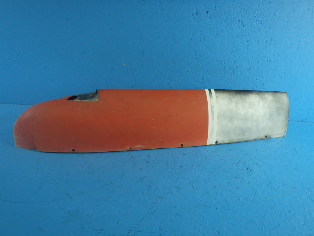 0523565-30 Cessna - TIP-WING RIGHT RH CO-PILOT (CRACKED) PLASTICS